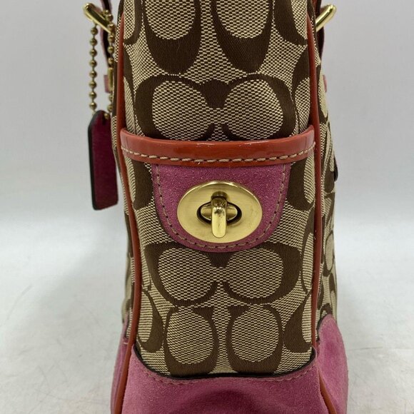 GUC Coach Signature Canvas Shoulder Bag - Picture 7 of 16